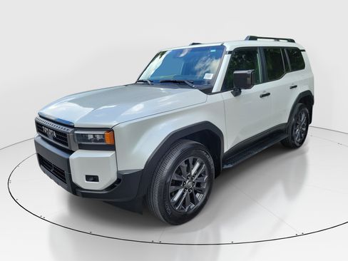 Used 2026 Toyota Land Cruiser w/ Premium Package AWD/4WD image 3