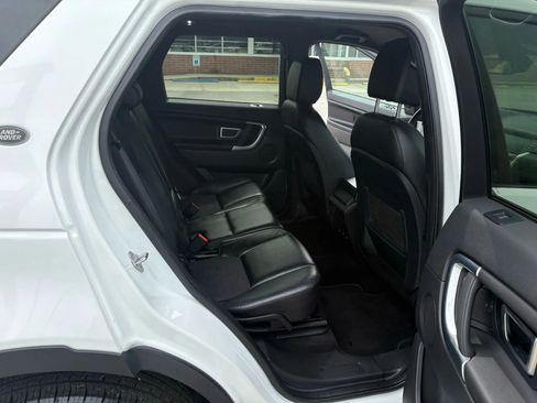 Used 2016 Land Rover Discovery Sport SE AWD/4WD image 5