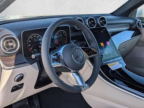 New 2026 Mercedes-Benz GLC 300 4MATIC image 3