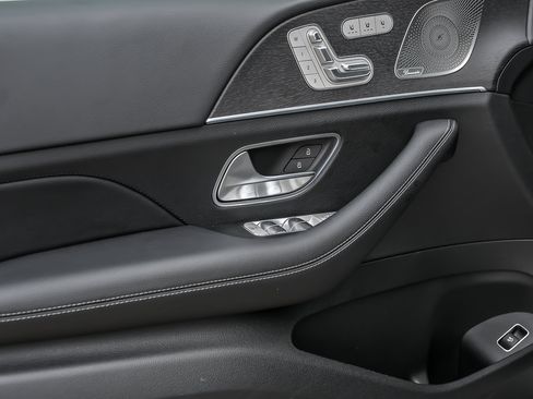 Used 2024 Mercedes-Benz GLE 350 4MATIC w/ AMG Line Exterior image 23