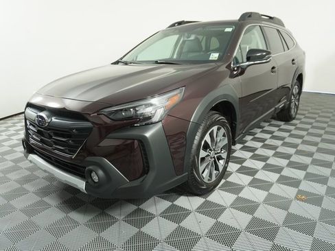 Certified 2025 Subaru Outback Limited XT image 3