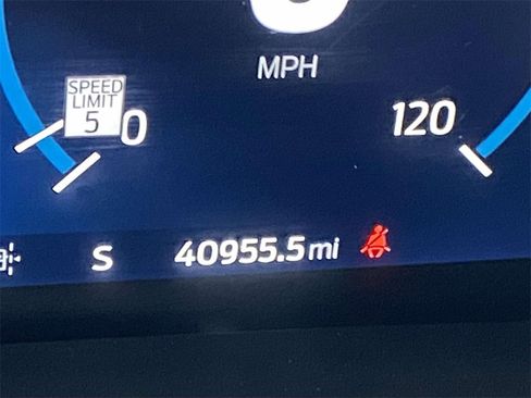 Used 2022 Ford F150 Lariat w/ Equipment Group 502A High image 65