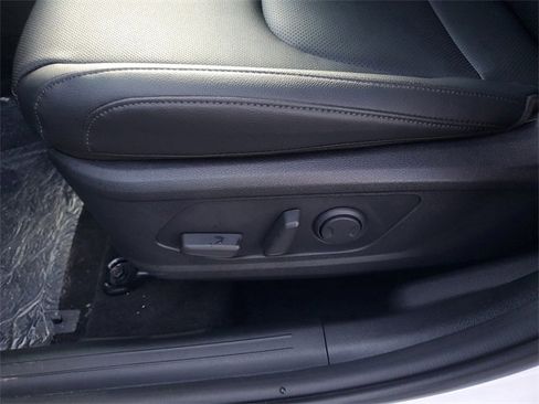 New 2025 Kia Sportage EX image 11