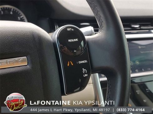 Used 2020 Land Rover Discovery Sport S image 19