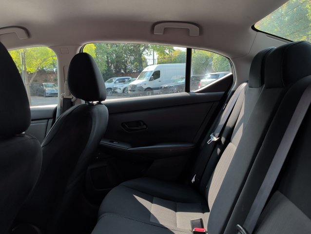 Used 2025 Nissan Sentra SV FWD image 19
