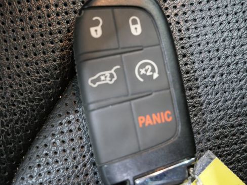 Used 2023 Jeep Compass High Altitude AWD/4WD image 29