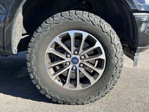 Used 2018 Ford F150 Lariat w/ Equipment Group 501A Mid image 8