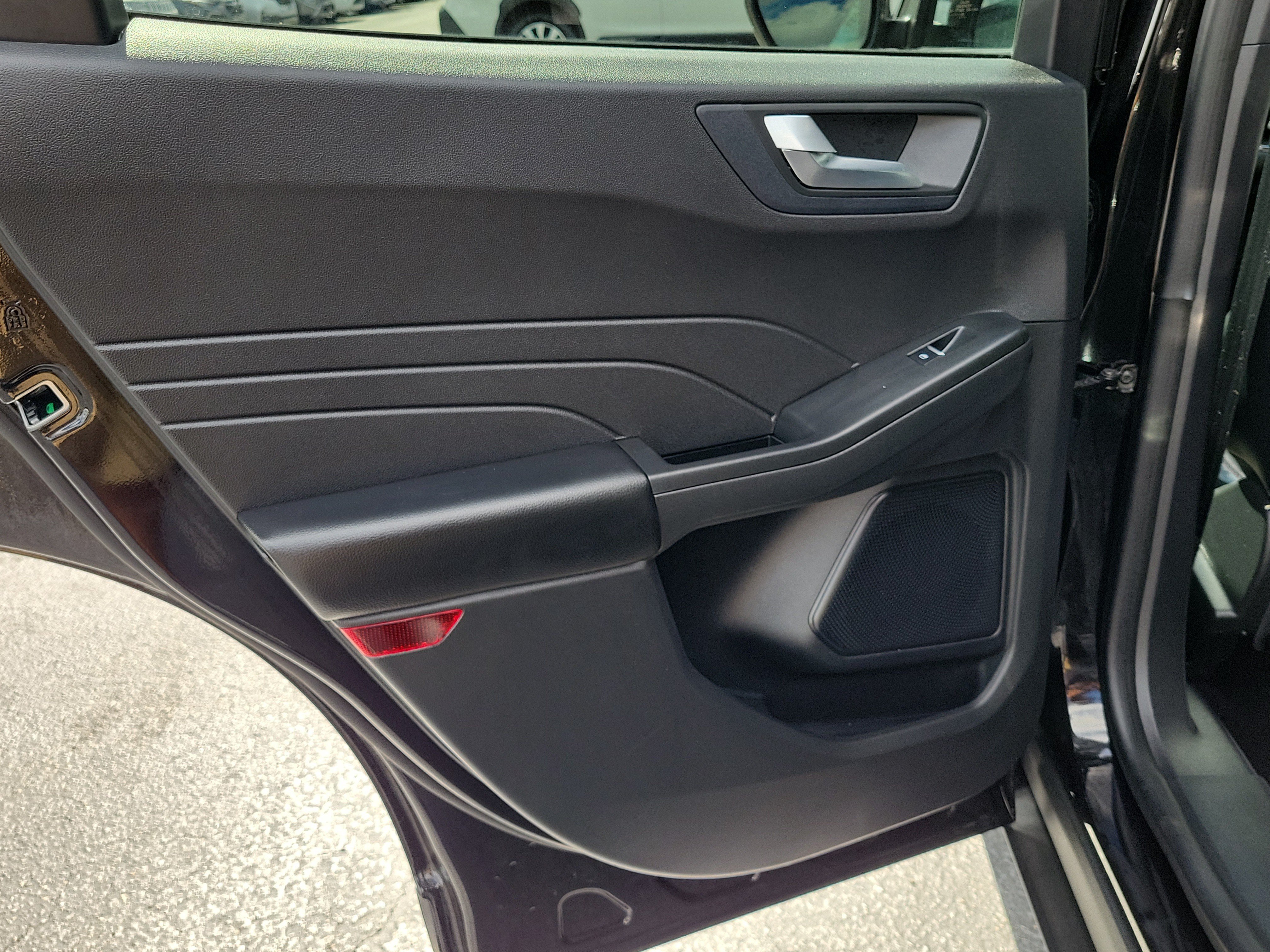 Certified 2023 Ford Escape ST-Line w/ Tech Pack #1 FWD image 11