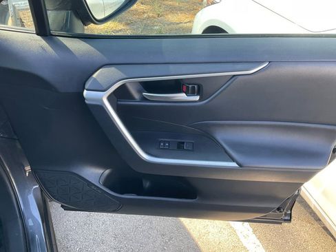Used 2023 Toyota RAV4 XLE image 27