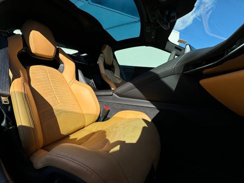 Used 2020 Chevrolet Corvette Stingray Premium Cpe w/ 3LT Preferred Equipment Group image 14