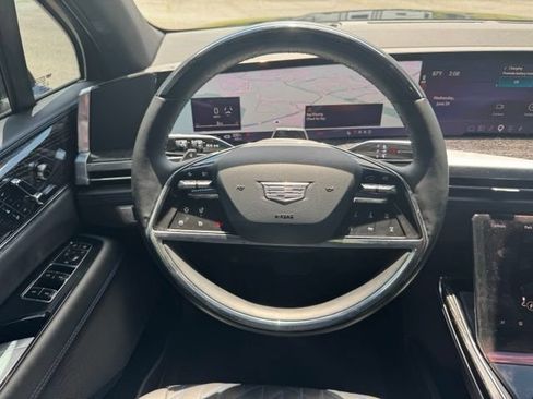 Used 2025 Cadillac Escalade IQ Sport 1 w/ Smart Trailering package AWD/4WD image 15