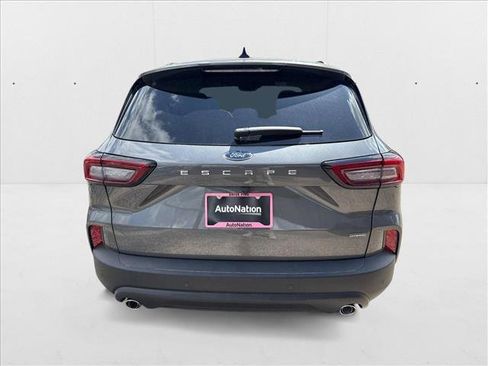 New 2025 Ford Escape ST-Line w/ Equipment Group 301A image 4