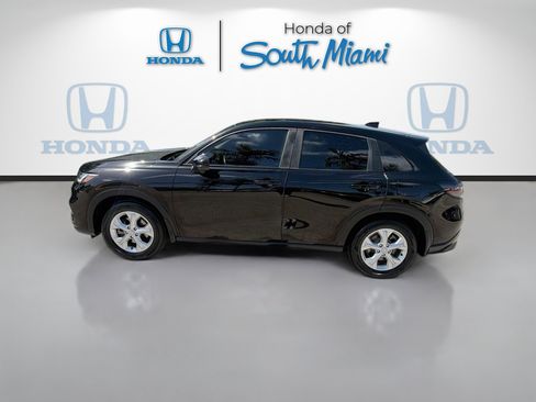 Certified 2023 Honda HR-V LX image 4
