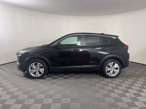 Certified 2025 Buick Encore GX Preferred image 2