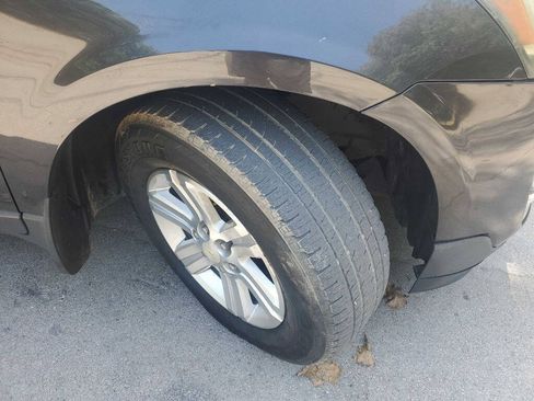 Used 2014 Chevrolet Traverse LT FWD image 9