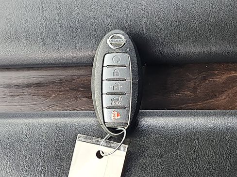 Used 2021 Nissan Murano Platinum w/ Cargo Package image 12