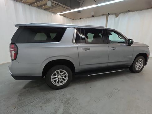 Certified 2023 Chevrolet Suburban LT image 6