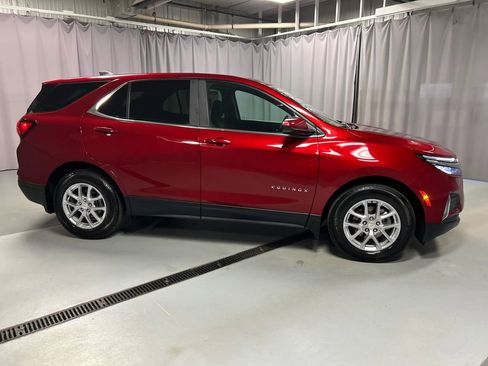 Used 2024 Chevrolet Equinox LT w/ LPO, Floor Liner Package image 8