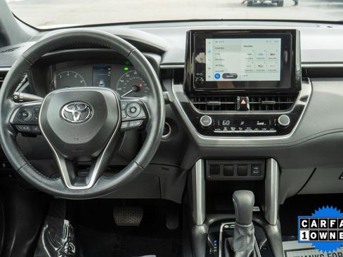 Used 2023 Toyota Corolla Cross AWD Hybrid image 14