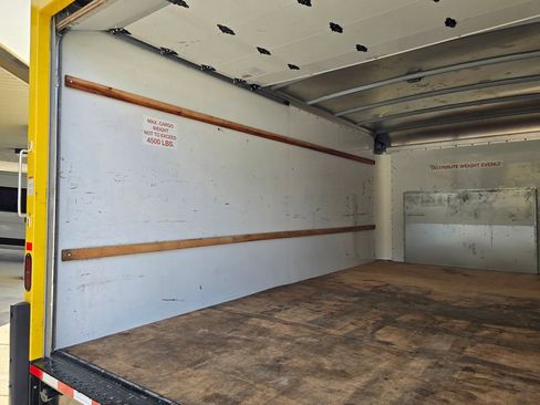 Used 2024 Ford E-350 and Econoline 350 Super Duty w/ Driver's Safety Package image 12