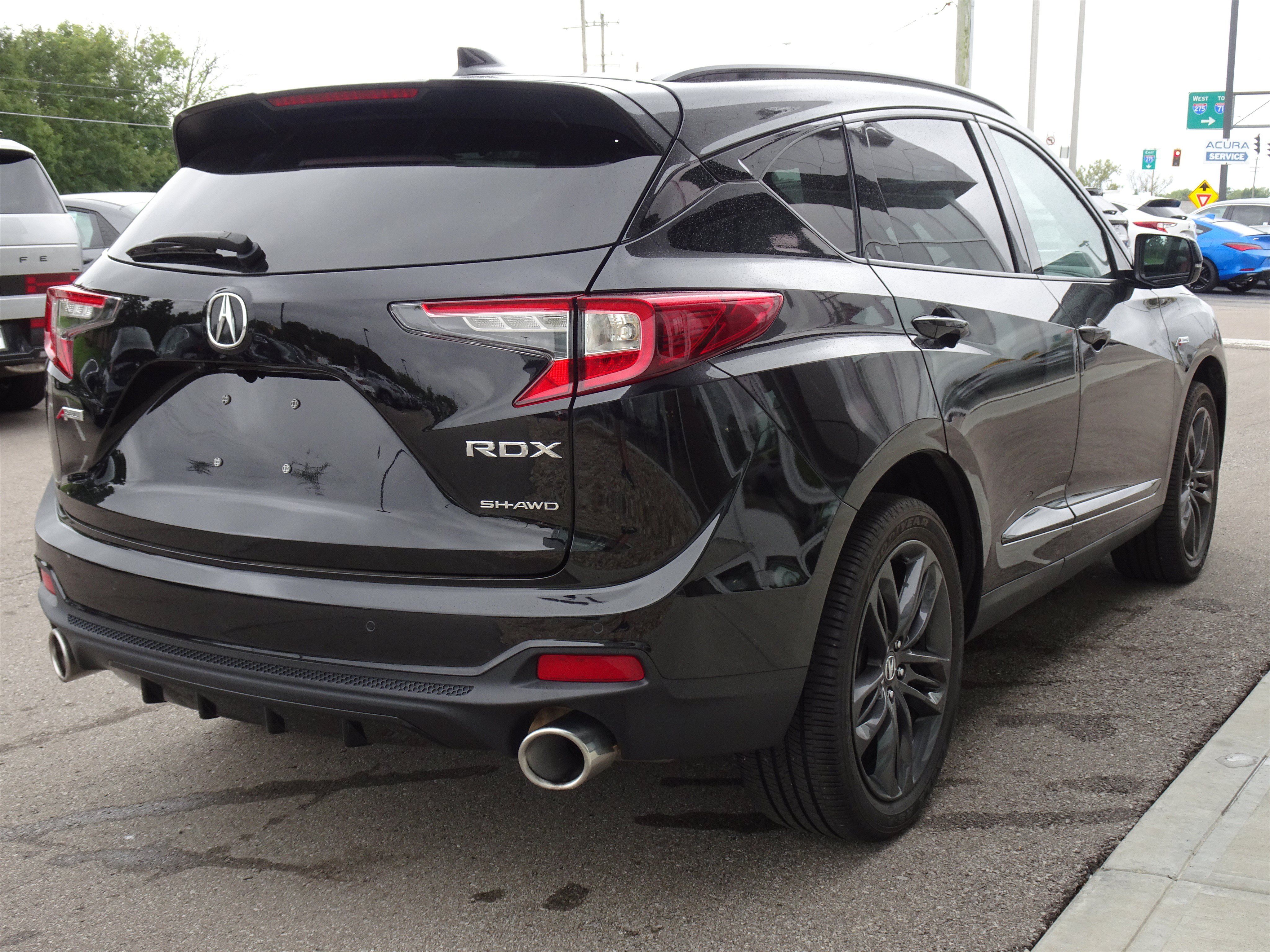 Used 2023 Acura RDX w/ Advance Package AWD/4WD image 5