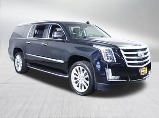 Used 2017 Cadillac Escalade ESV Luxury AWD/4WD video 1