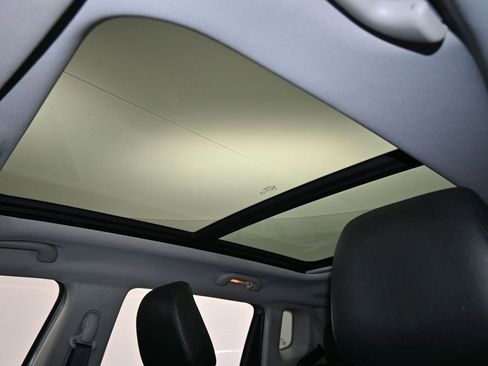 Used 2022 Jeep Compass Limited w/ Sun and Sound Group image 12