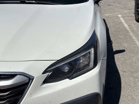 Used 2020 Subaru Outback Premium AWD/4WD image 9