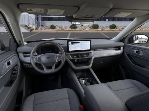 Used 2026 Ford Explorer Active RWD image 9