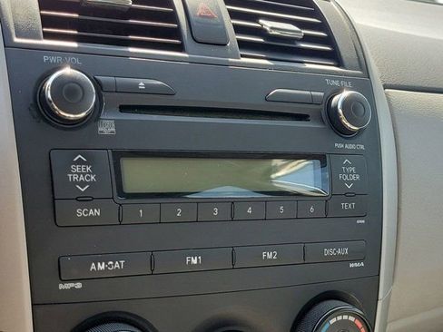 Used 2010 Toyota Corolla LE image 24