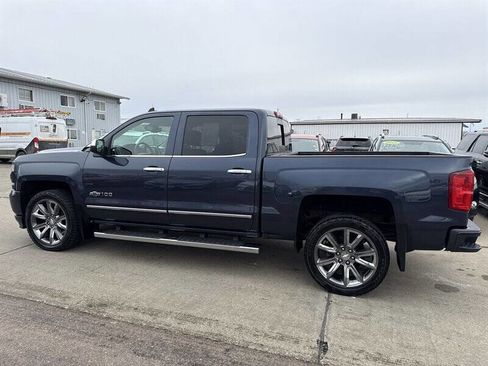 Used 2018 Chevrolet Silverado 1500 LTZ Z71 w/ Centennial Edition image 4
