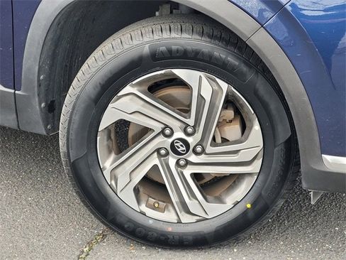 Certified 2022 Hyundai Santa Fe SEL image 9