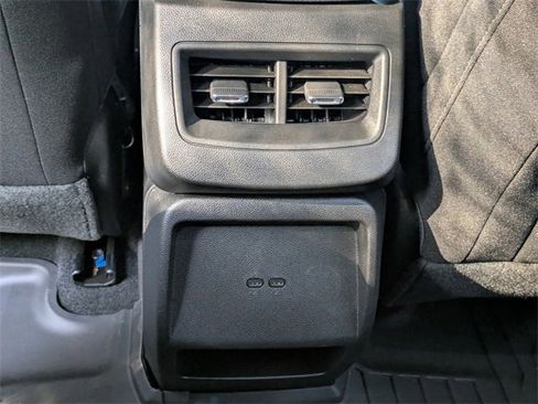 New 2026 Chevrolet Equinox EV LT image 27