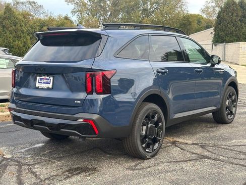 New 2026 Kia Sorento SX image 3
