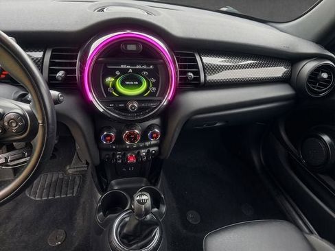 Used 2016 MINI Cooper S FWD image 3