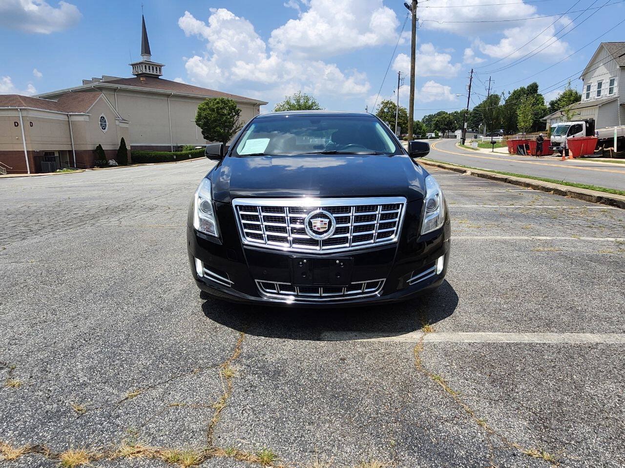 Used 2014 Cadillac XTS Luxury FWD image 2