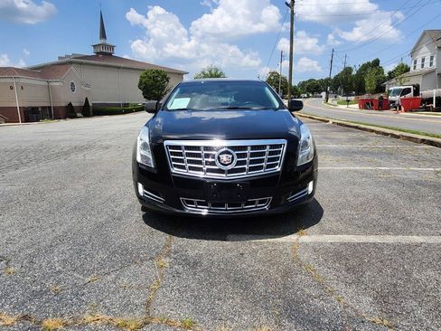Used 2014 Cadillac XTS Luxury FWD image 2