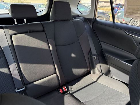 Used 2025 Toyota RAV4 LE image 37