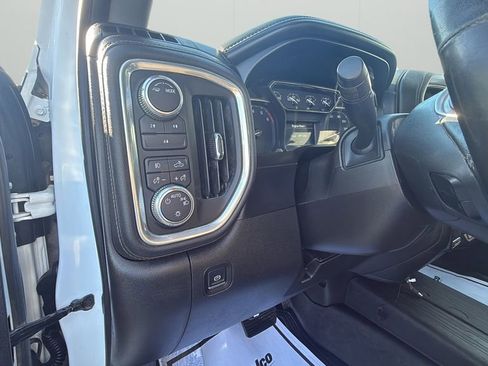 Used 2022 GMC Sierra 2500 SLE w/ SLE Convenience Package image 23