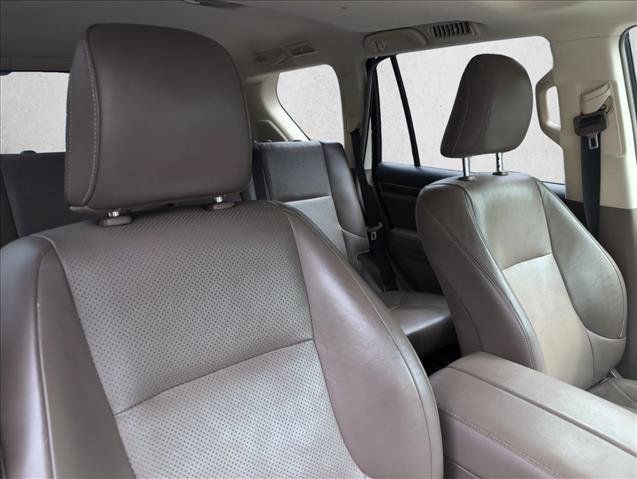 Used 2016 Lexus GX 460 Luxury w/ Preferred Accessory Package AWD/4WD image 29