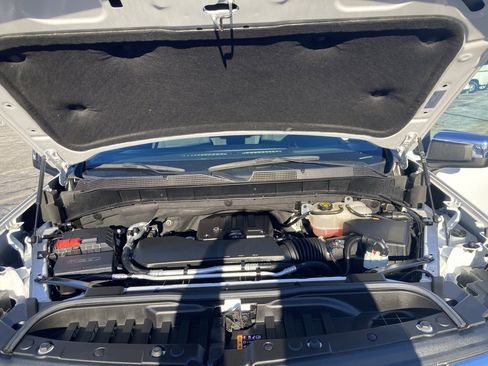 Used 2023 Chevrolet Silverado 1500 LT image 24