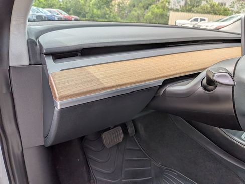 Used 2023 Tesla Model 3 Standard Range RWD image 33