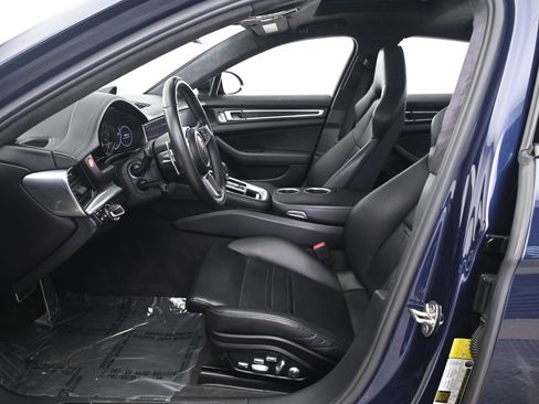 Certified 2020 Porsche Panamera GTS image 29
