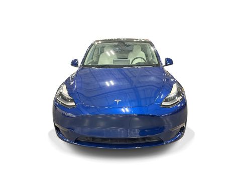 Certified 2023 Tesla Model Y Long Range AWD/4WD image 2