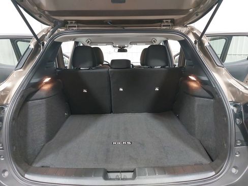 Certified 2025 Nissan Kicks SV image 12