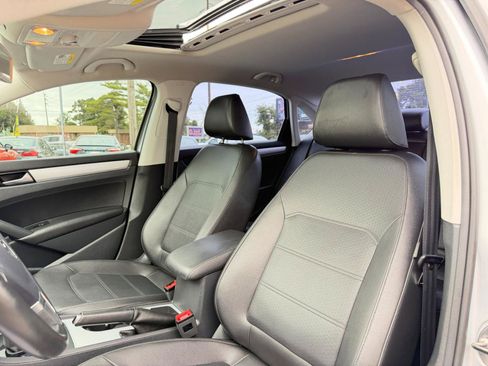 Used 2013 Volkswagen Passat 2.5 SE FWD image 13