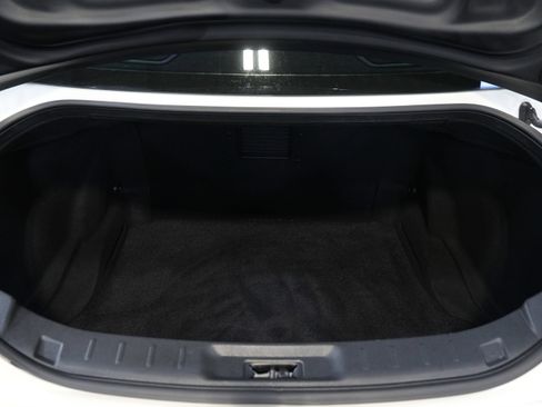 Used 2021 Nissan GT-R Premium image 45