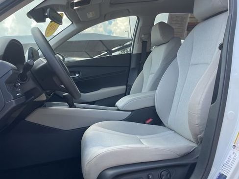 Used 2024 Honda Accord EX image 13