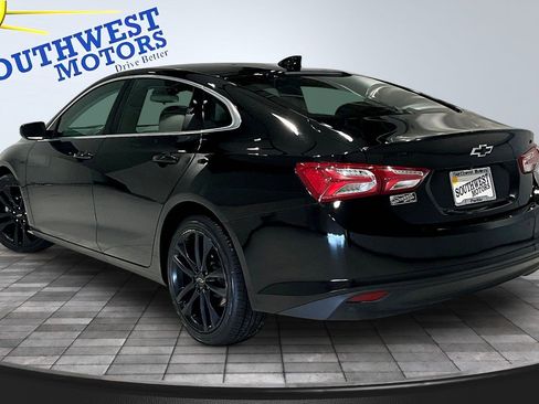 Used 2024 Chevrolet Malibu LT w/ Midnight Edition FWD image 5
