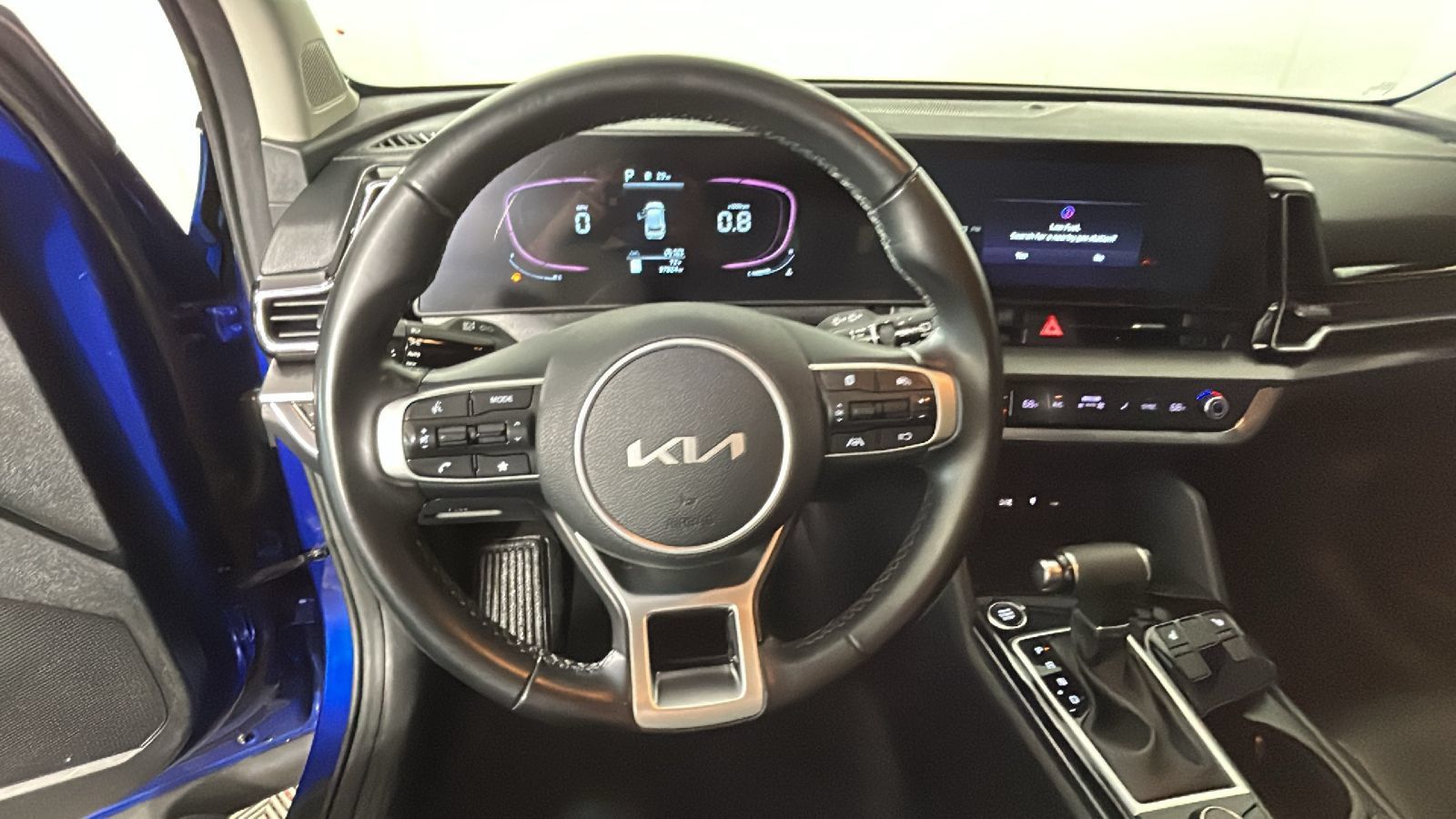 Used 2023 Kia Sportage EX FWD image 16